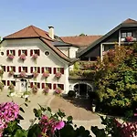 Hotel Braeuwirt 3*