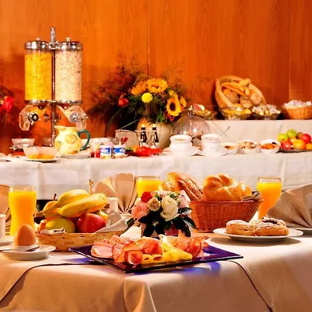 Hotel Braeuwirth 3*