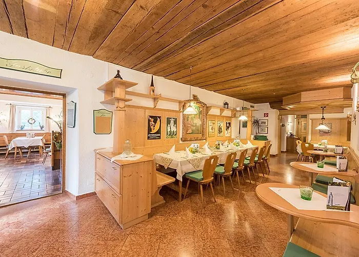 Braeuwirt 3* ベルクハイム